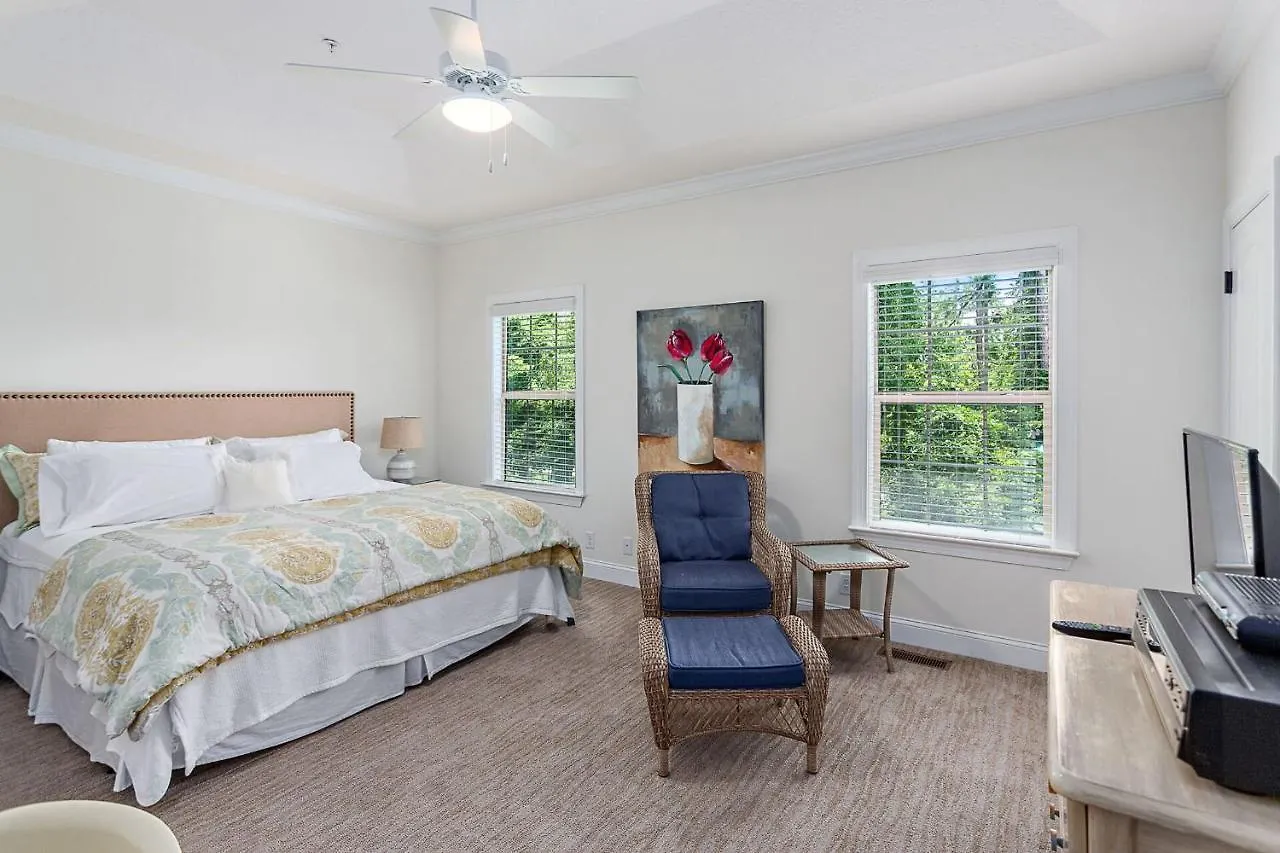 601 Mariners Circle By Hodnett Cooper Apartment St. Simons Island