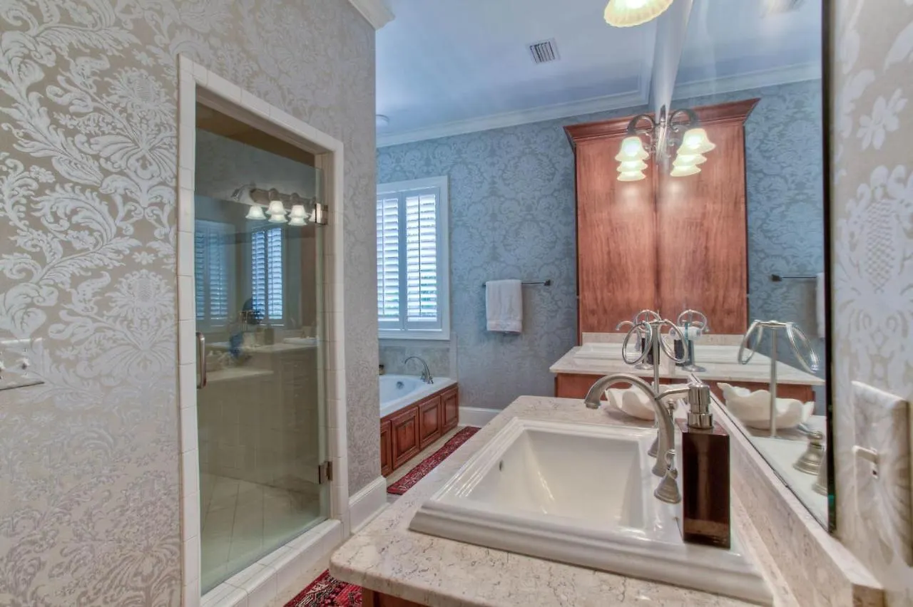 4216 4th Street By Hodnett Cooper Holiday home St. Simons Island