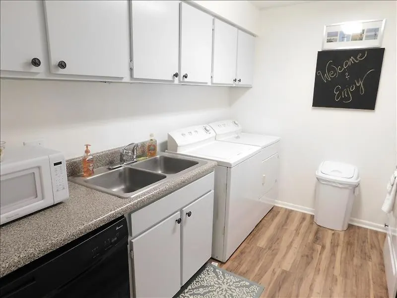 Ocean Walk 2/2 Apartment *