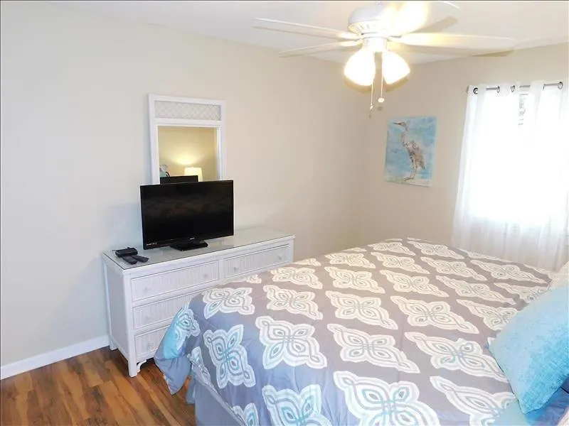 Ocean Walk 2/2 Apartment