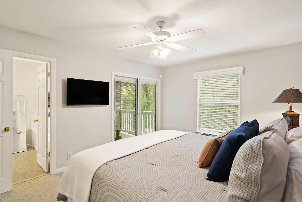 Demere Landing Unit 137 - Salt Air Dr * St. Simons Island