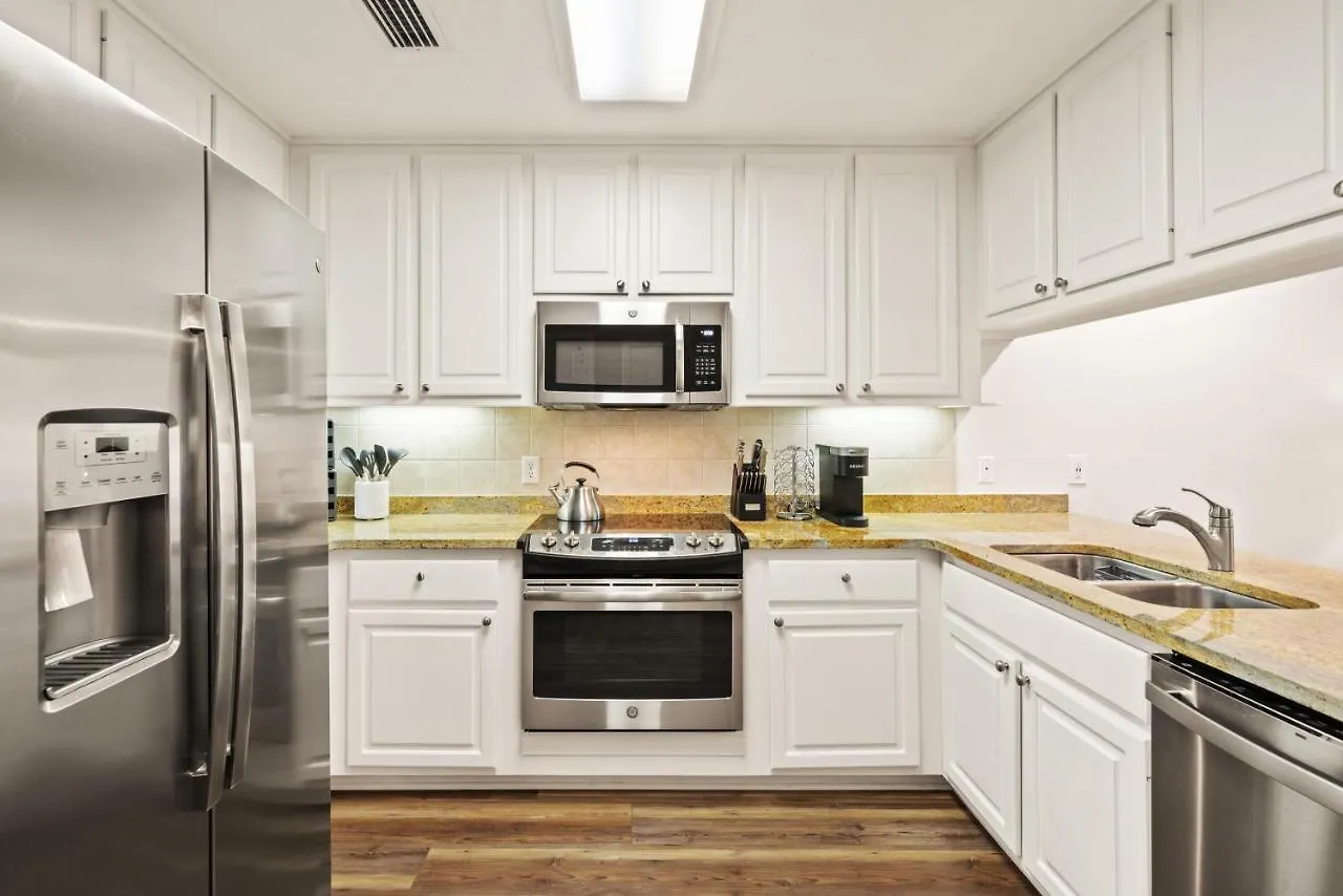 Demere Landing Unit 137 - Salt Air Dr