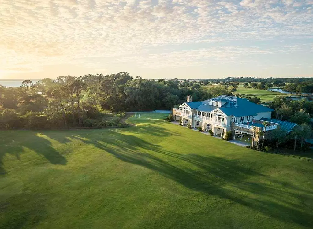 The At Sea Island 5*
