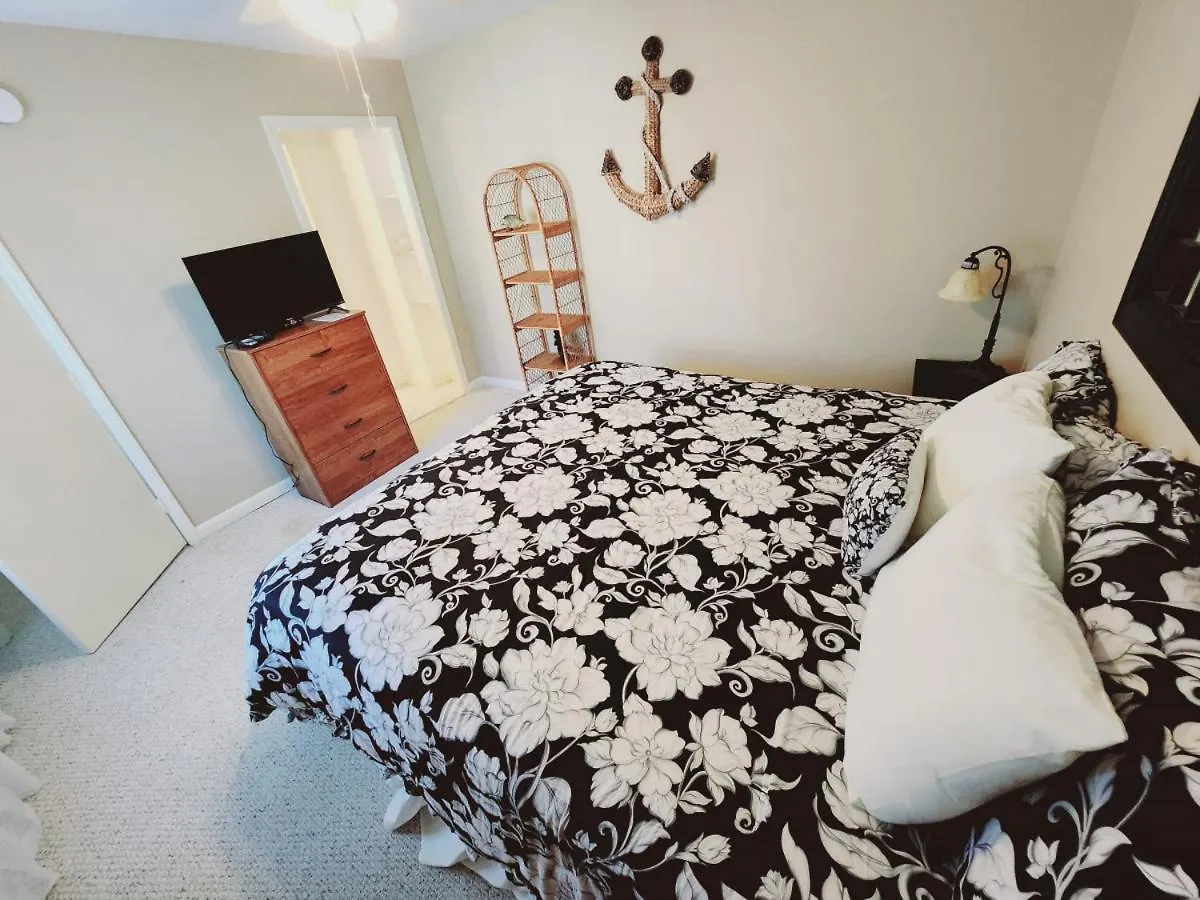 F3 Close To Front Heated Pool Apartment St. Simons Island