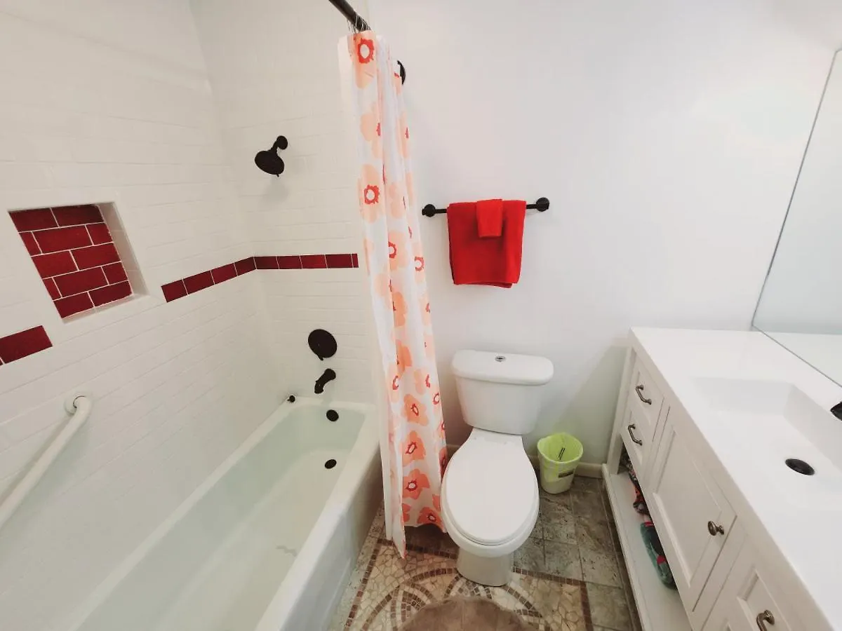 F3 Close To Front Heated Pool Apartment *