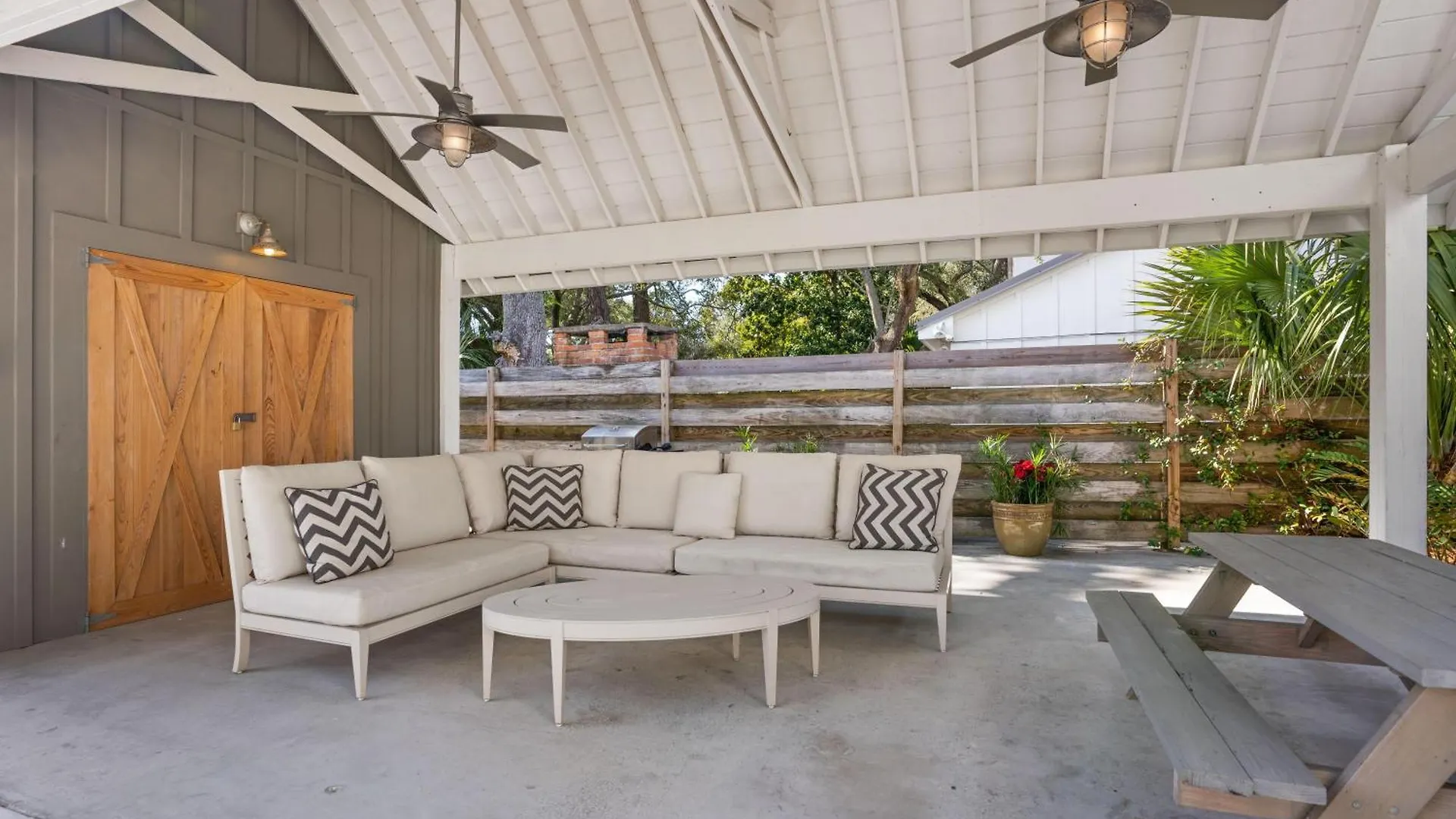 Tabbystone - 4323 Fourteenth Street
