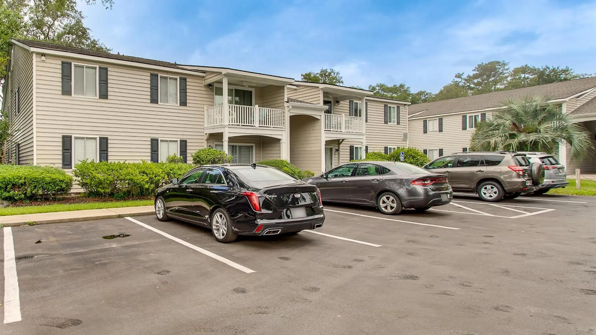 Apartment Resort-style In St Simons About 1 Mi To Pier! *