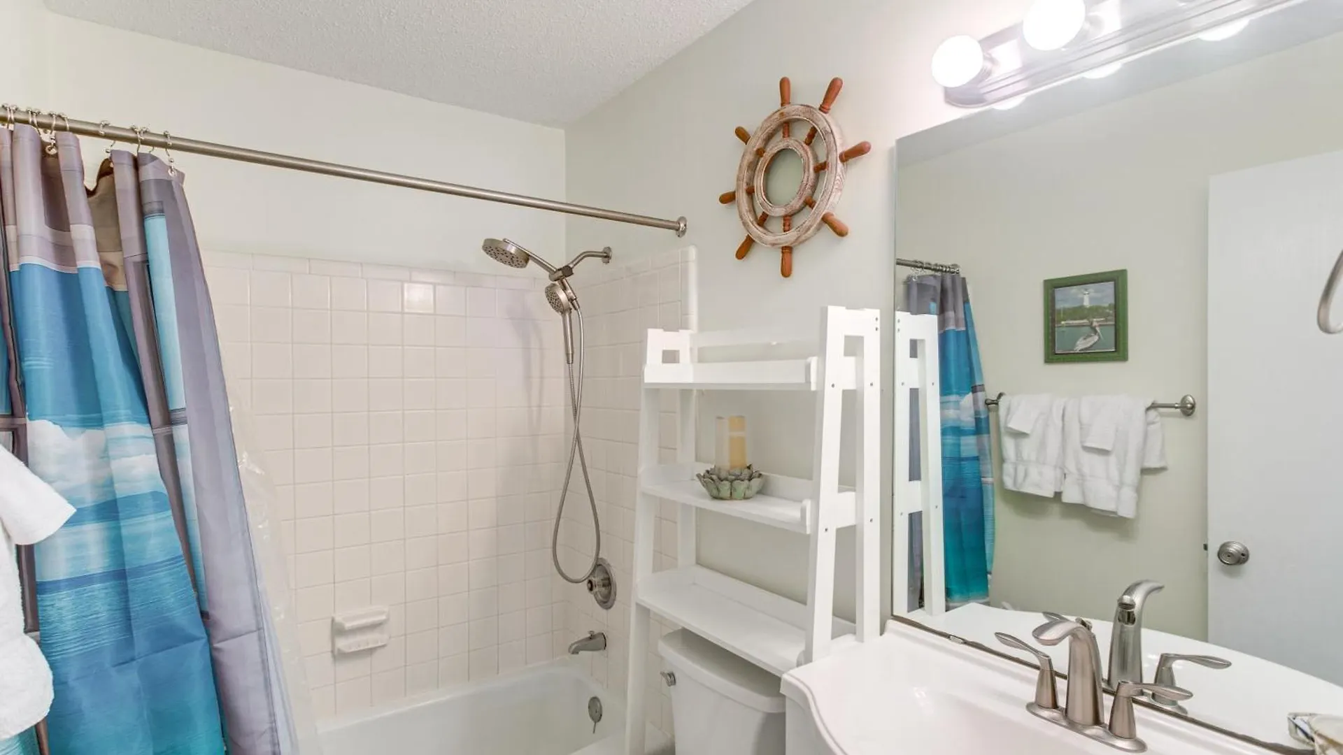 Resort-style In St Simons About 1 Mi To Pier! Apartment *
