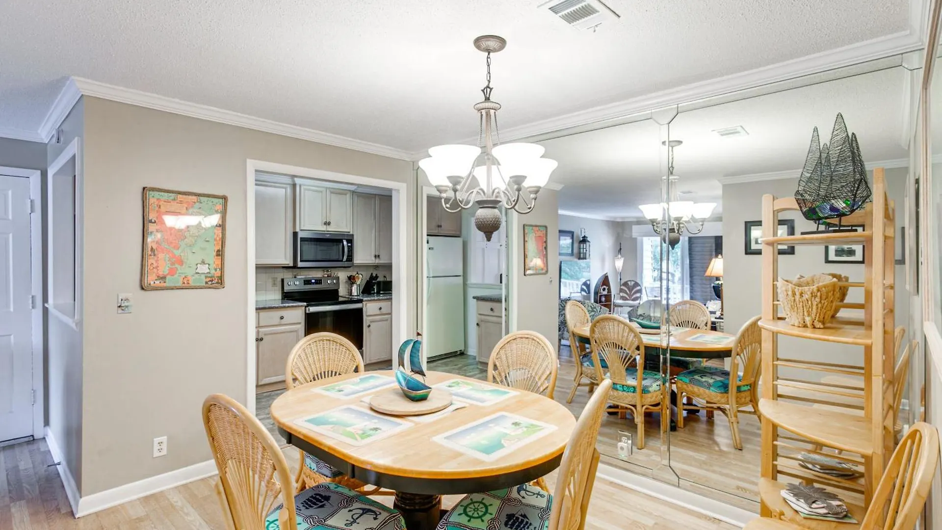 Apartment Resort-style In St Simons About 1 Mi To Pier! *