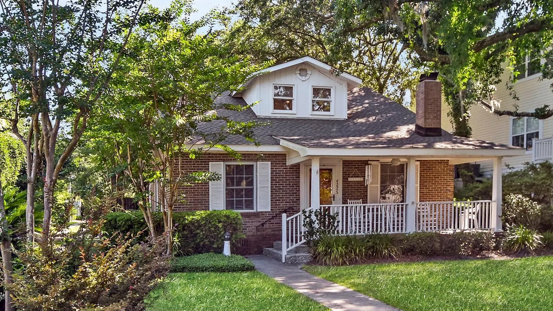 Large And Bright East Home! Holiday home *