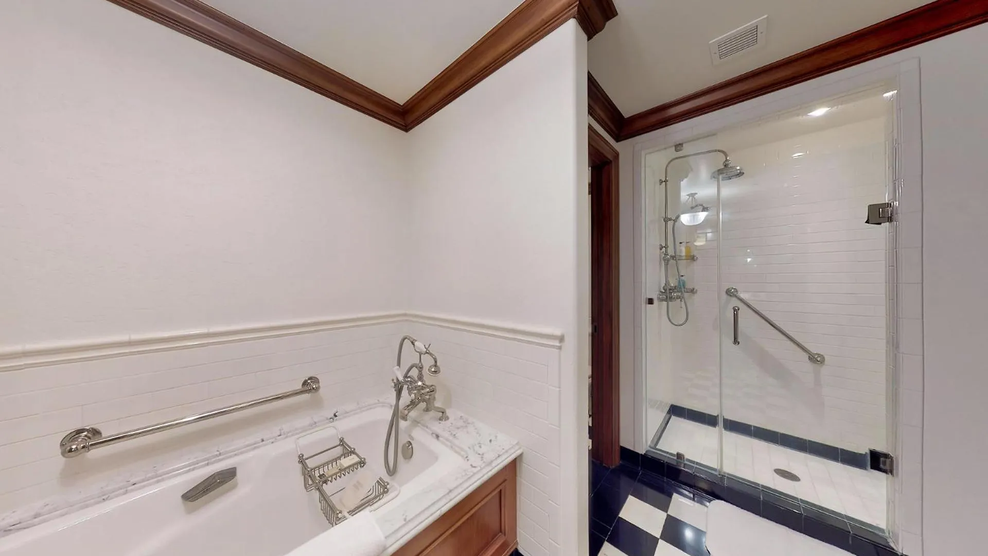 The At Sea Island 5*