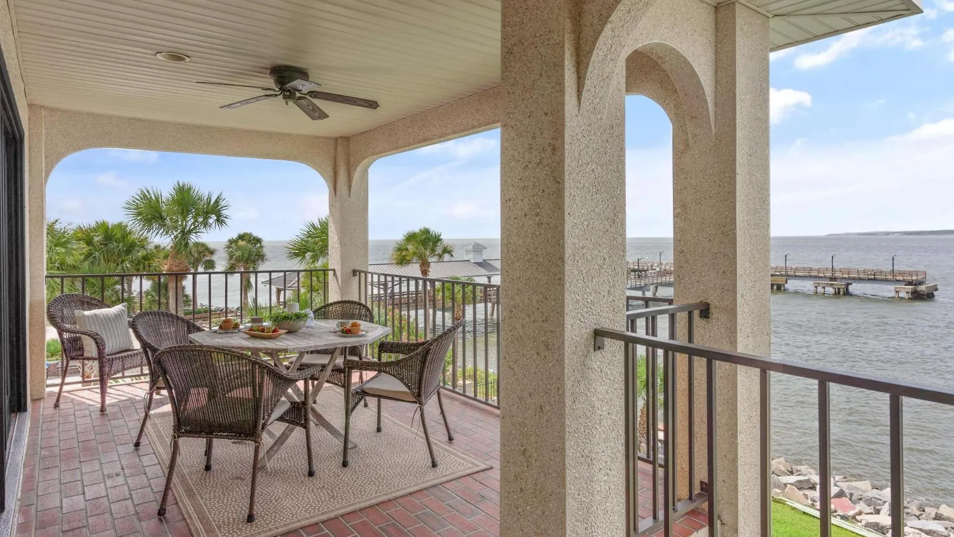 Pier Pointe #305 - 100 Floyd Street, Unit 305 Holiday home
