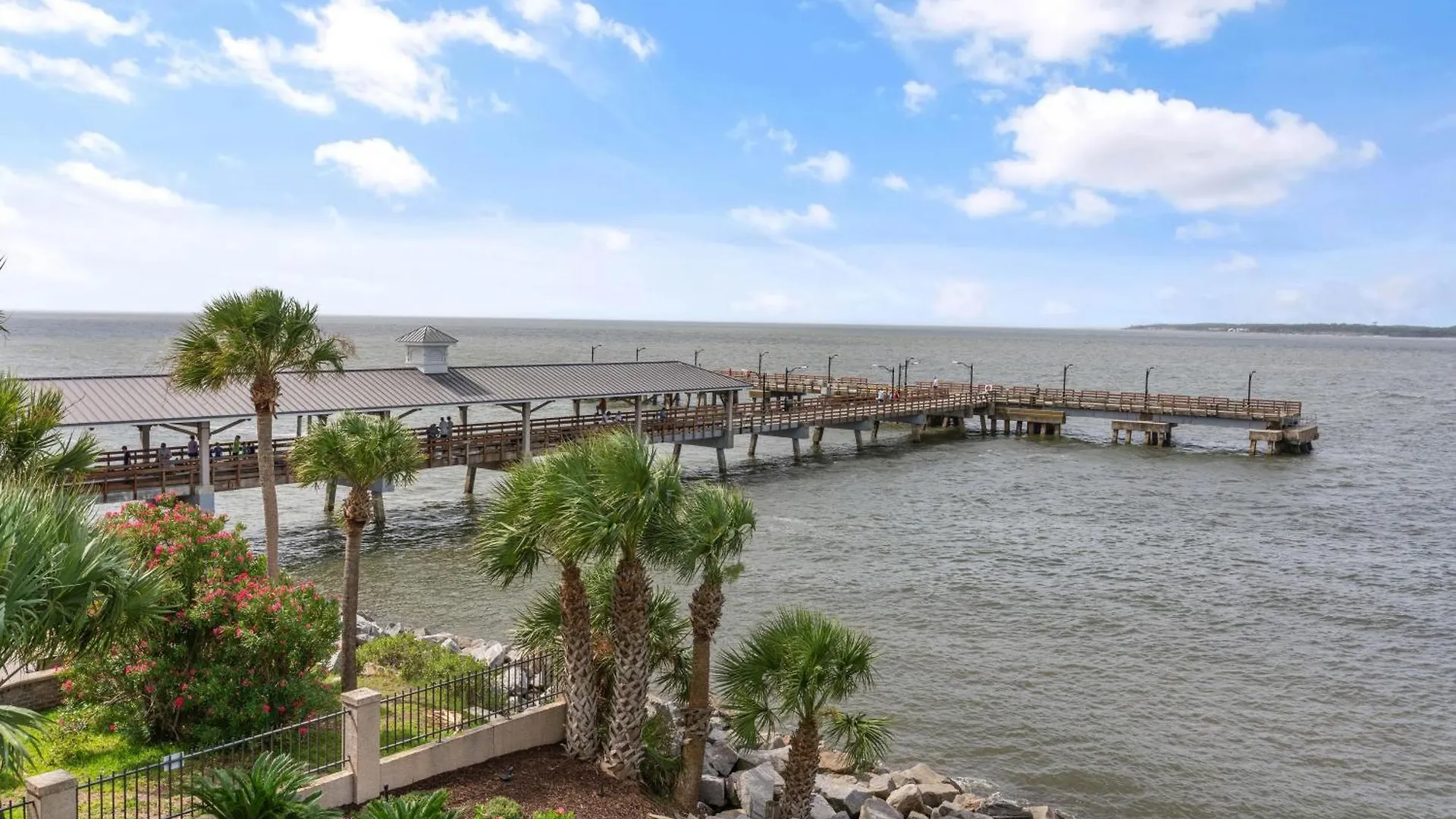 Pier Pointe #305 - 100 Floyd Street, Unit 305 Holiday home *