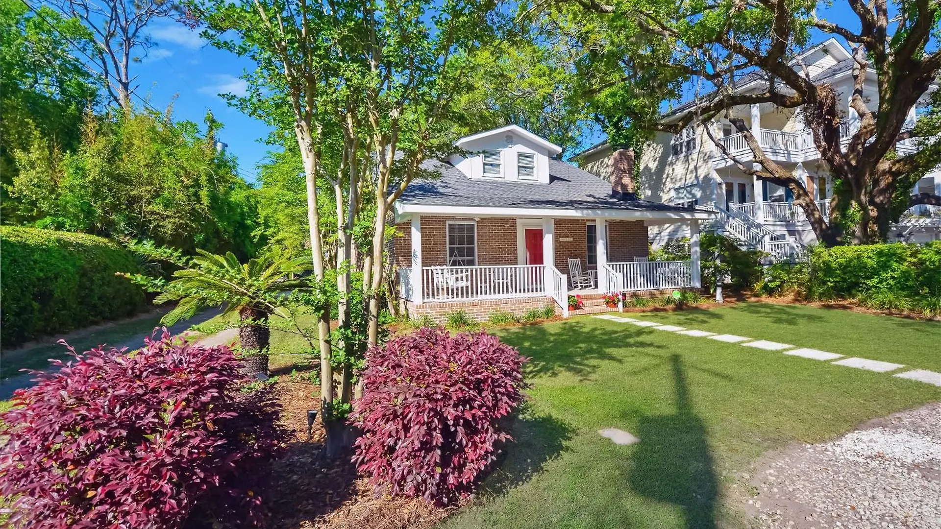 Large And Bright East Home! St. Simons Island