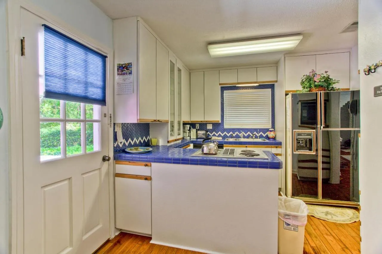 Holiday home 1 East Causeway By Hodnett Cooper St. Simons Island