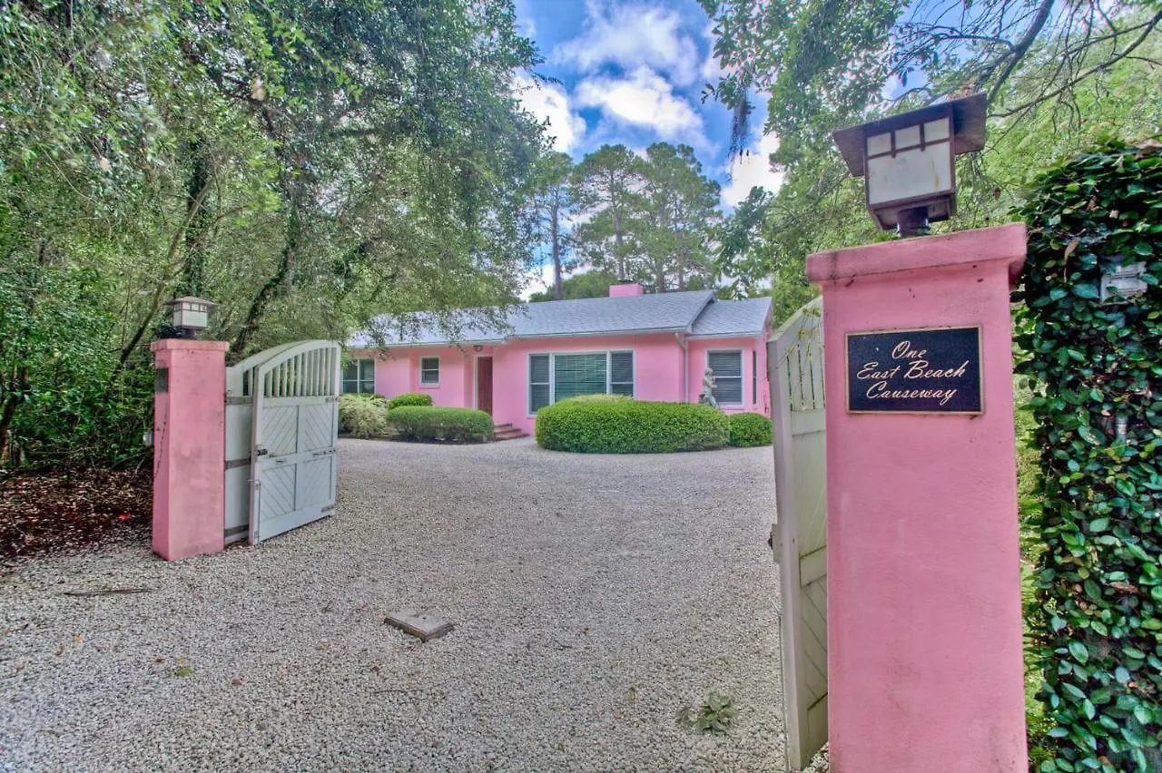 1 East Causeway By Hodnett Cooper * St. Simons Island