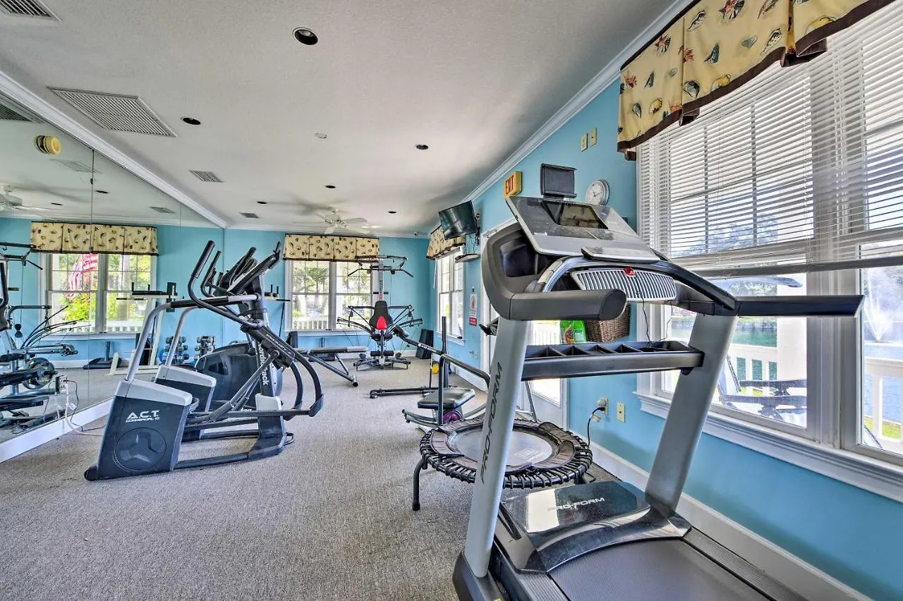 Apartment Resort-style In St Simons About 1 Mi To Pier! *